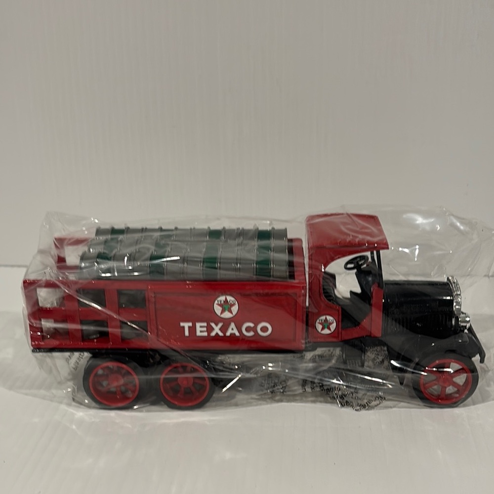 Texaco 1925 Kenworth Stake Truck-Collector's Series #9 Die-Cast Metal Coin Bank